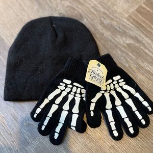 🧤🌨️Brand New Boy’s Faded Glory Hat and Glove Set with Fun Skeleton Design⛄️🌨️